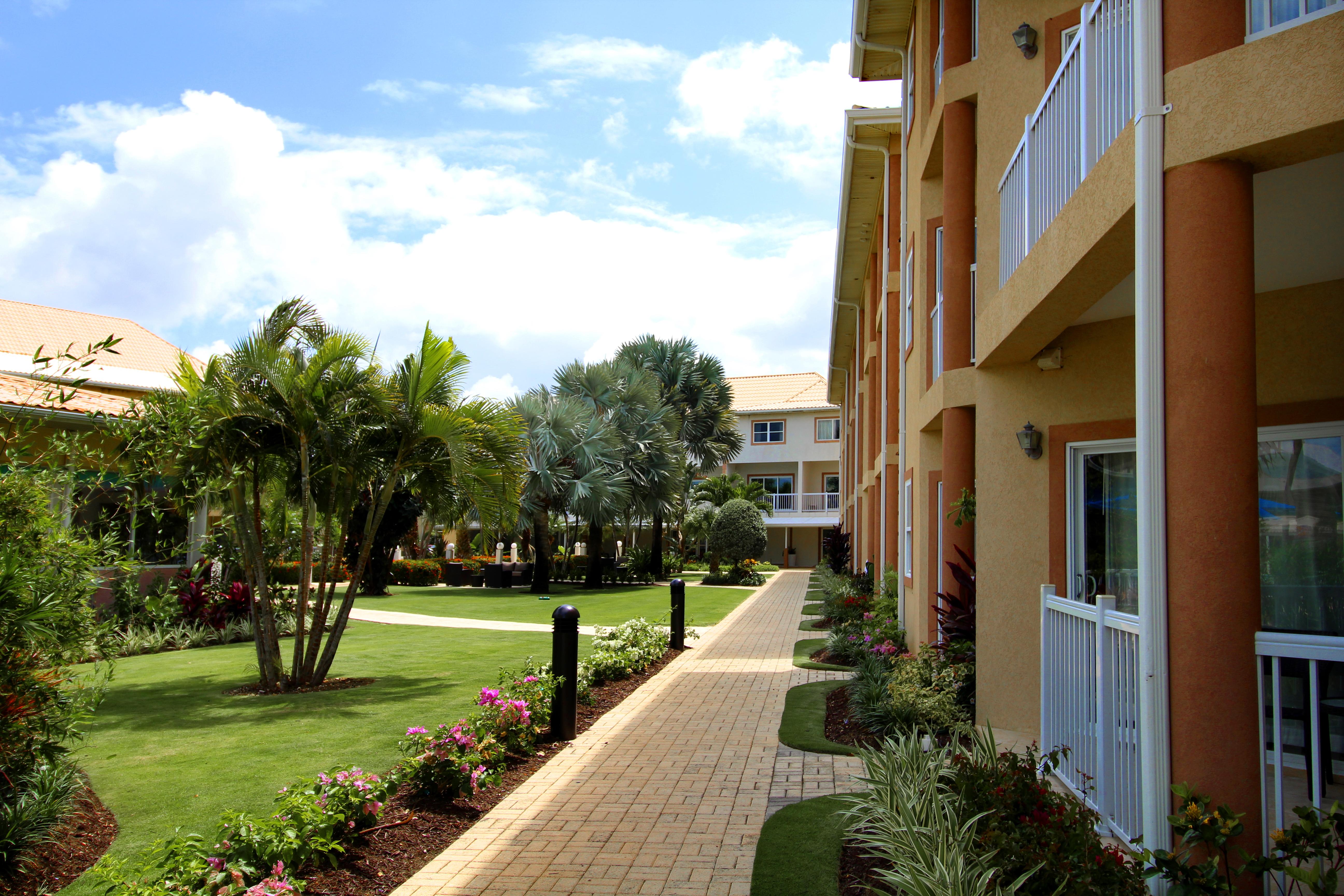 The Grand Caymanian Resort George Town Buitenkant foto