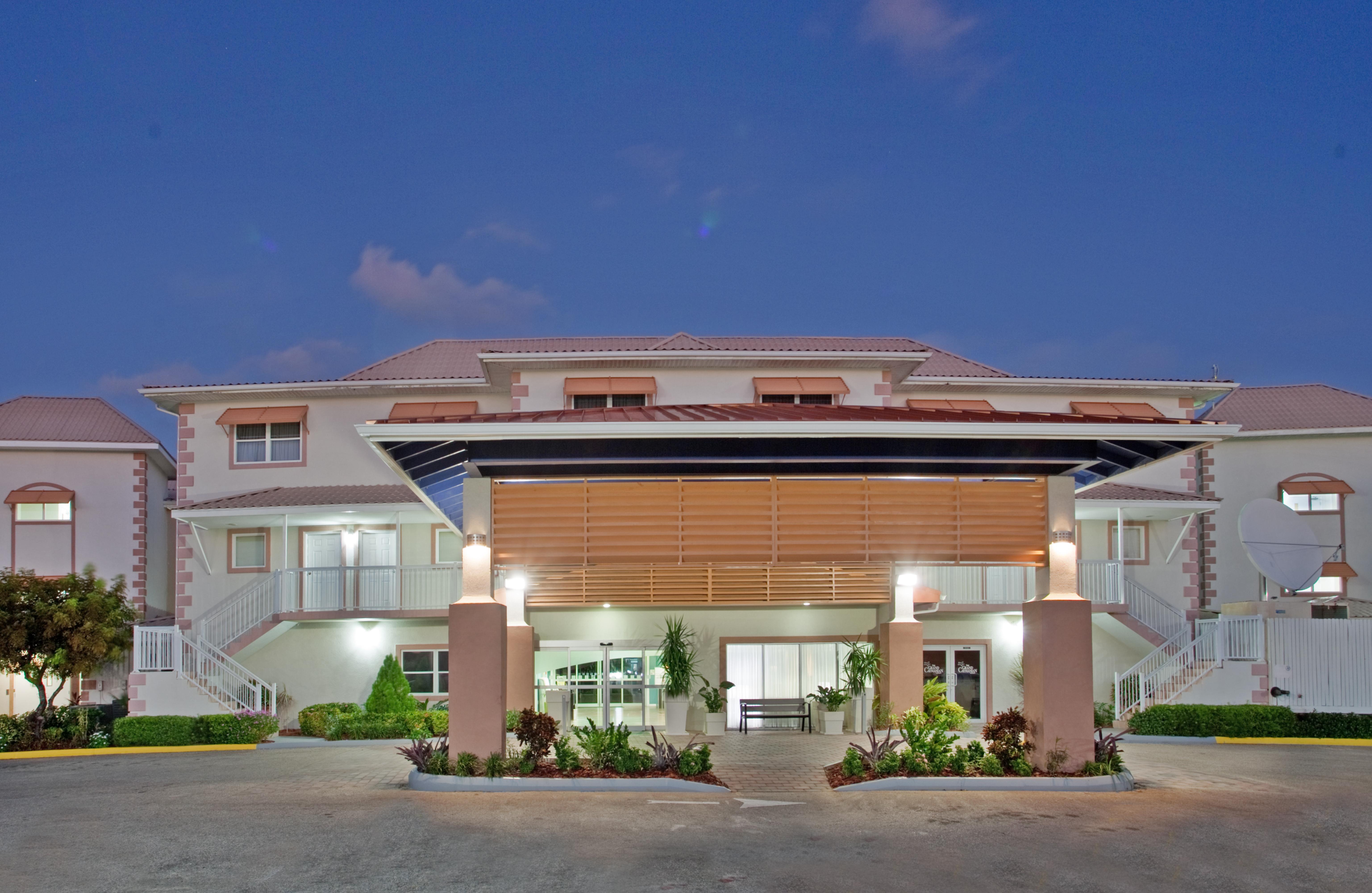 The Grand Caymanian Resort George Town Buitenkant foto