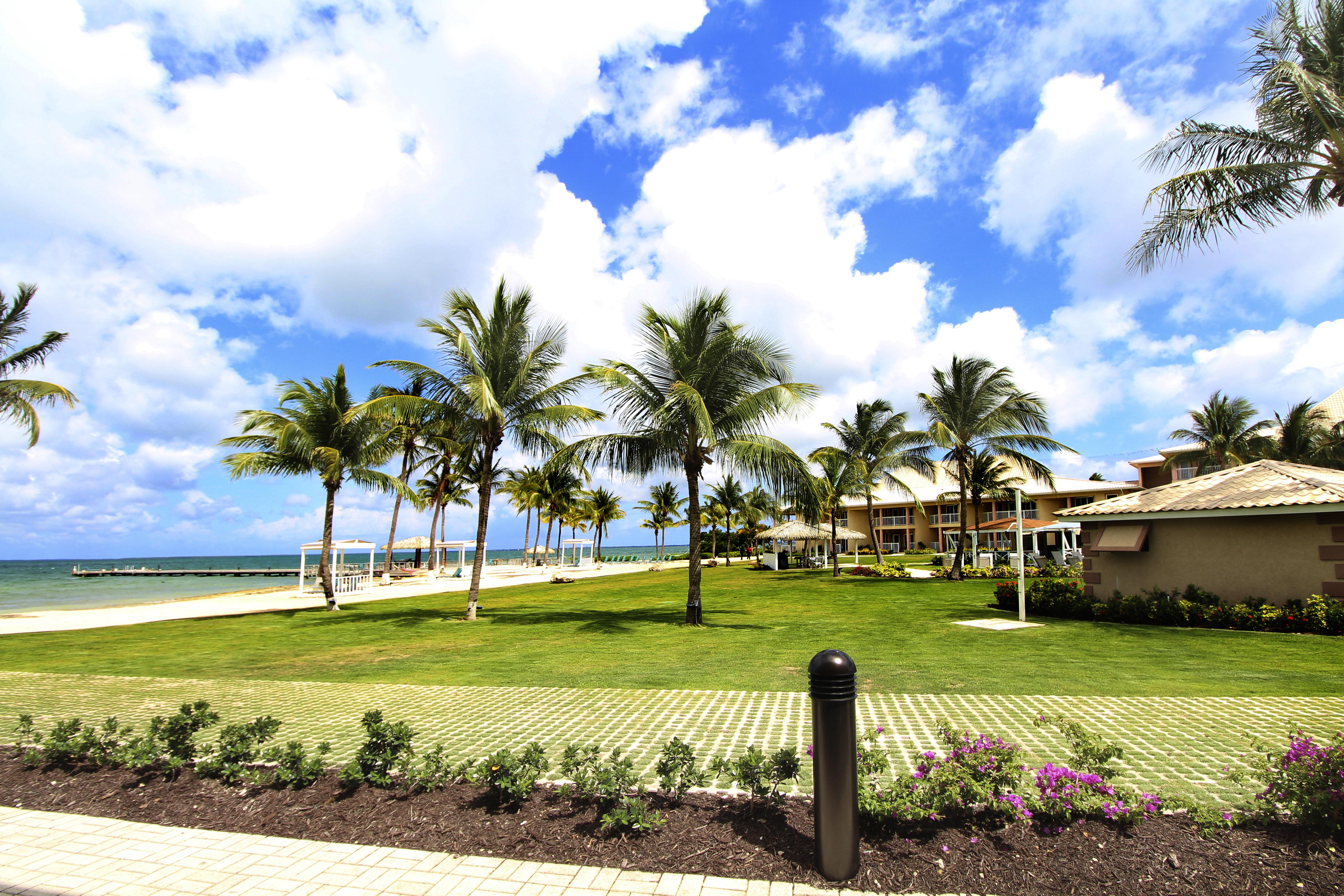 The Grand Caymanian Resort George Town Buitenkant foto