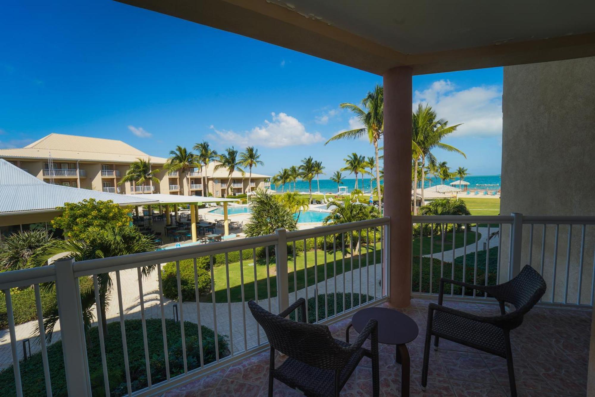 The Grand Caymanian Resort George Town Buitenkant foto