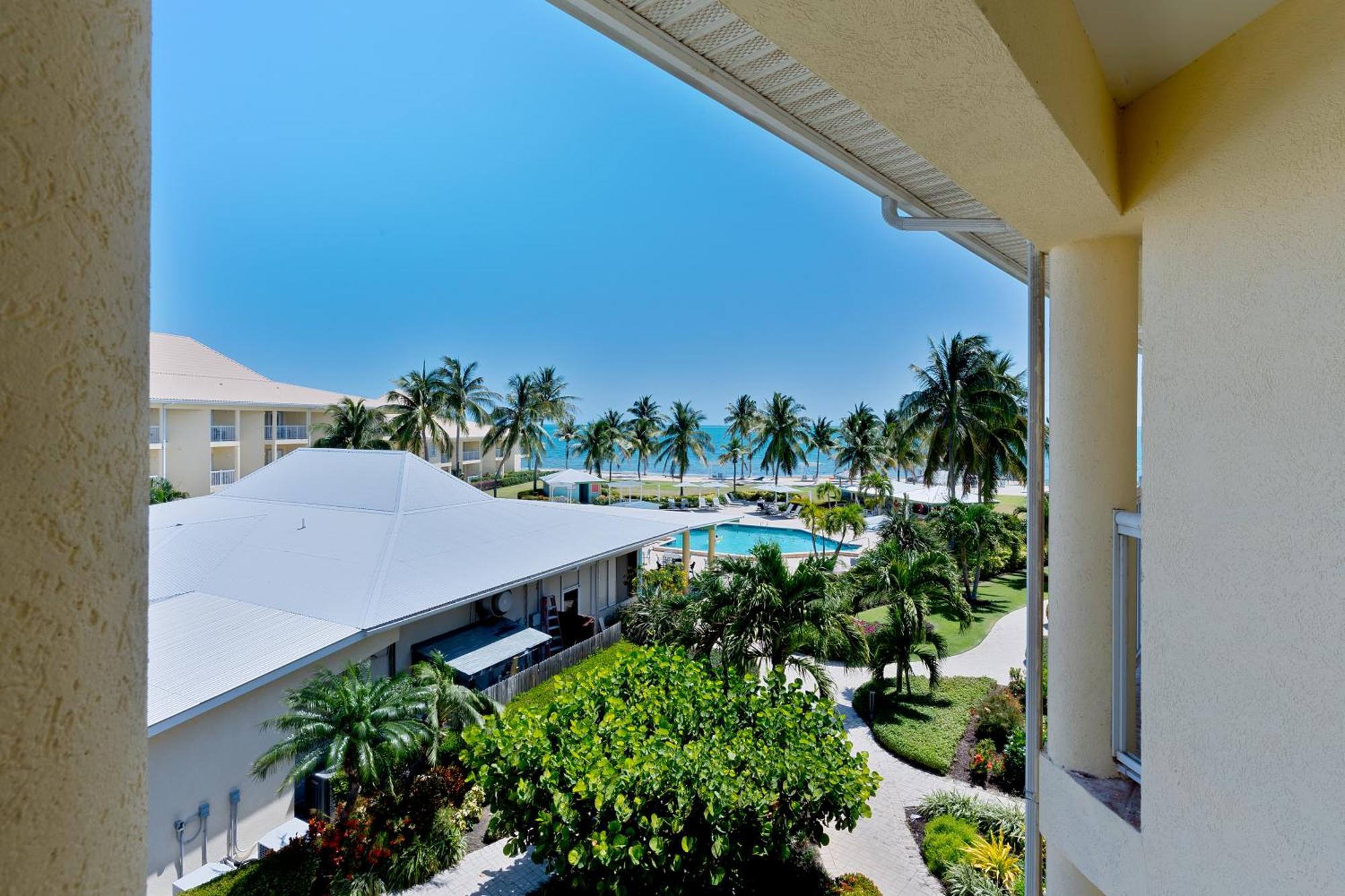 The Grand Caymanian Resort George Town Buitenkant foto